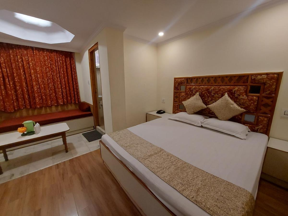 Brightland Hotel Shimla Eksteriør billede